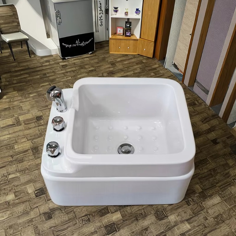 Spa & Wellness Zámeček Petrovice - Bañera Eléctrica Portátil para Relajación y