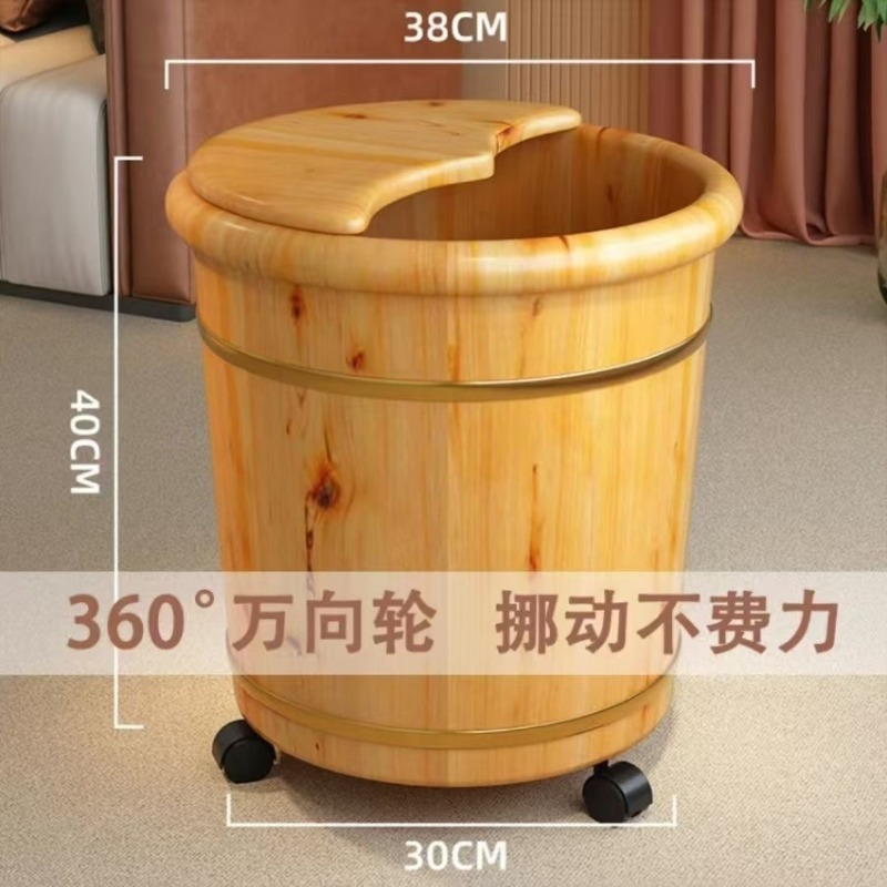Cubo de madera para remojar lo - Spa & Wellness Zámeček Petrovice reseña y precio